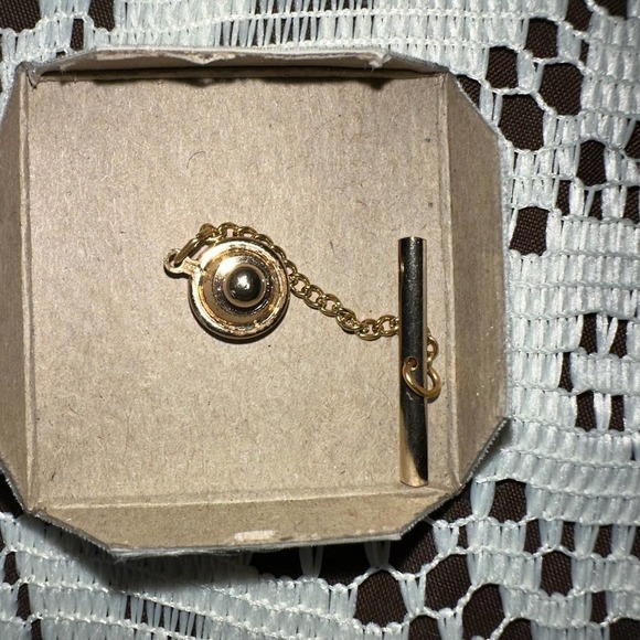 Vintage Men’s Swank Goldtone Tie Tack Unused - Picture 2 of 4